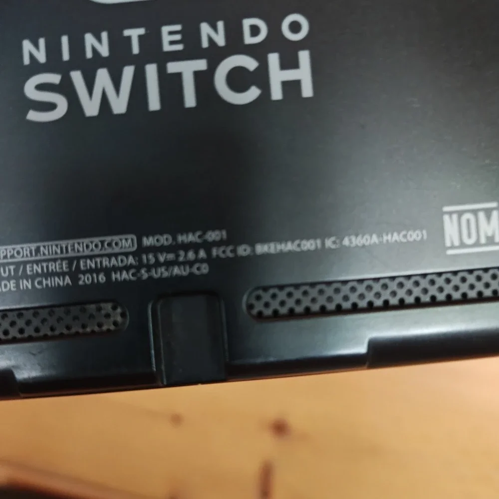 Nintendo Switch System - HAC-001 - Bundle 3 Games 4 Controllers Dock & Charger
